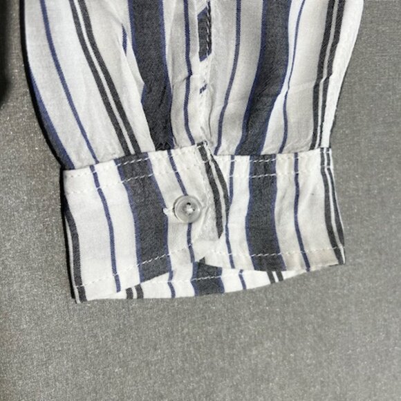 Closet Clearance Grey and White Button Down Long Sleeve Tie waist Shirt - Picture 7 of 11